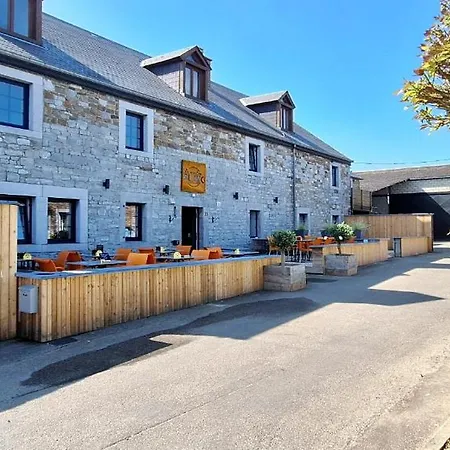 Sur Les Pres אוהל מפואר Ohey