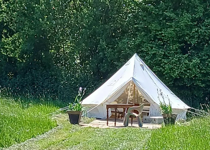 Campismo de Luxo Sur Les Pres *